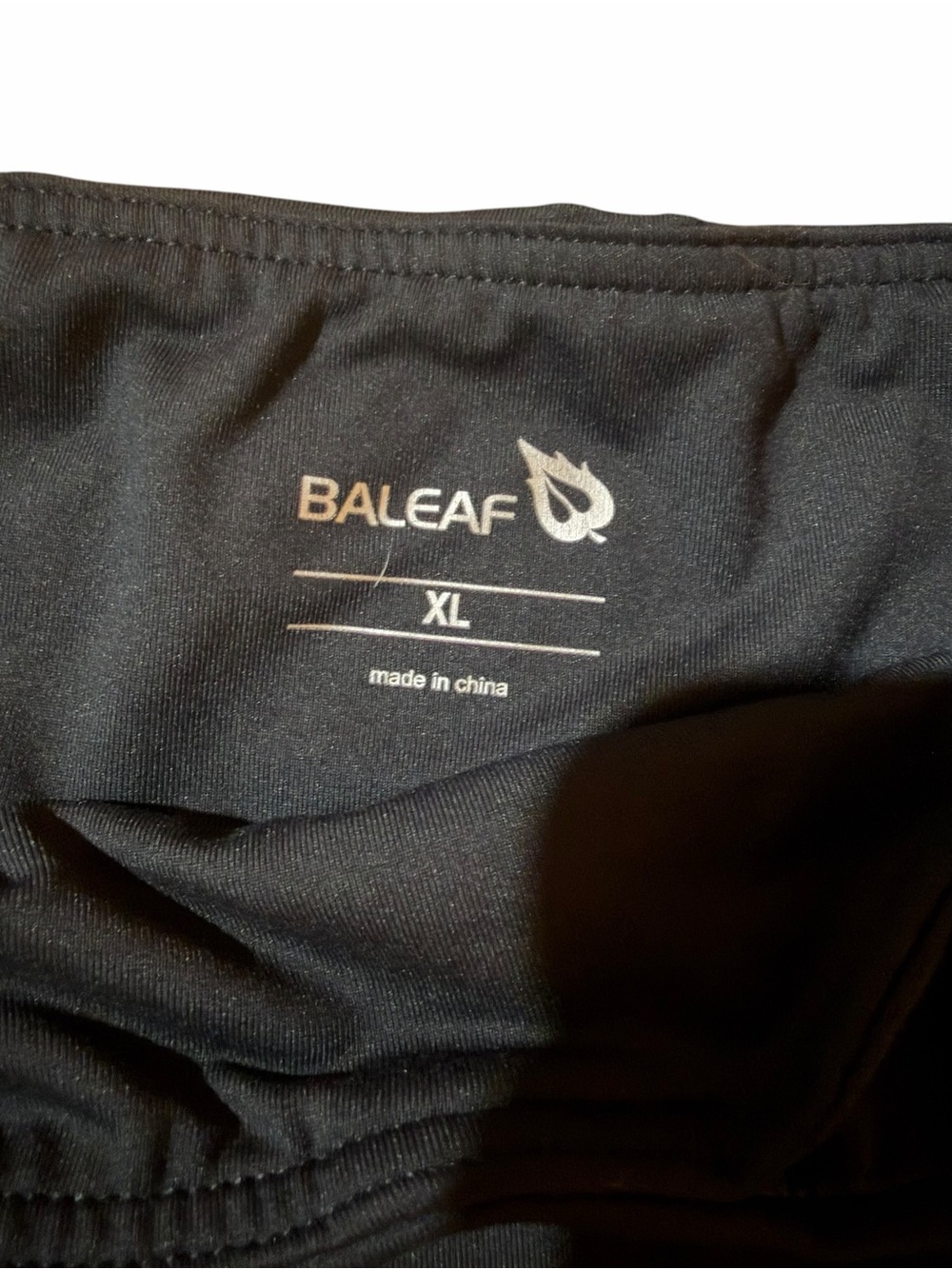 Baleaf Black High-Waist Bike Shorts with Side Pockets - Picture 4 of 5